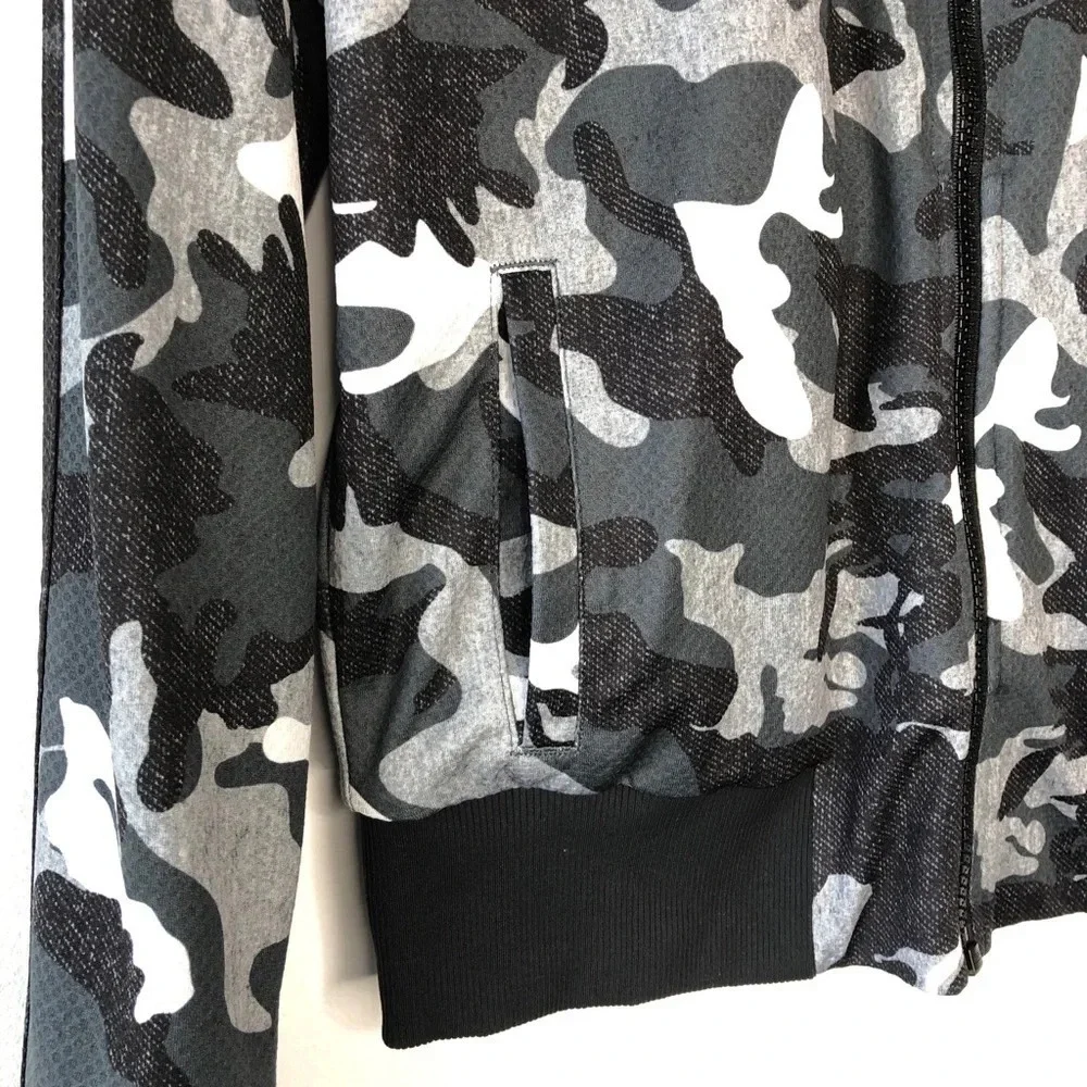 WITH Wear it to Heart Reversible Lightweight Camouflage‎ Bomber Jacket Size S